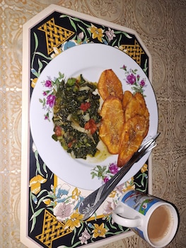 15 min from airport in kingston jamaica