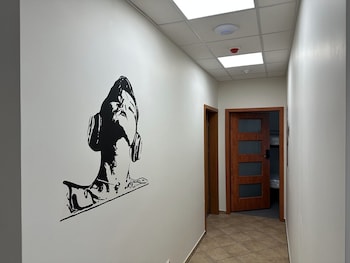 mololo art hostel