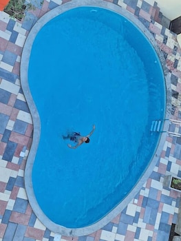 Marina Hotel Ambatoloaka,,3 star