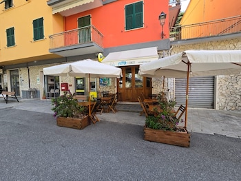Pippo A Vernazza Rooms,,3 star