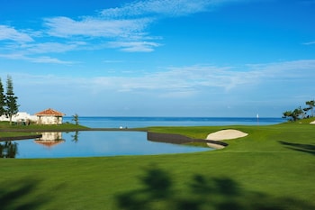 pgm hotel resort okinawa