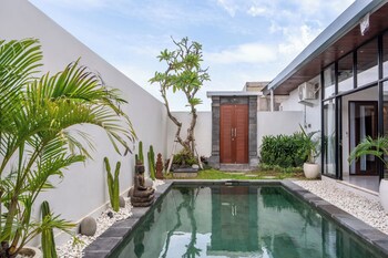 Arizona Villa By Betterplace,,4 star