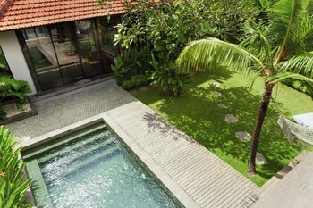 Villa Savaya Canggu Batu Bolong,,3 star