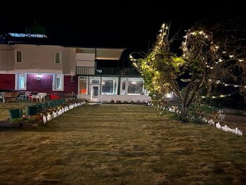 bougain villa cottage