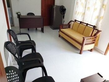 tropical suites