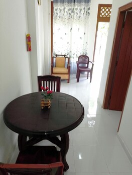 tropical suites