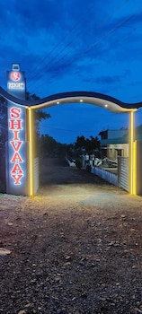 Shivaay Resort Chikhaldara,,2 star