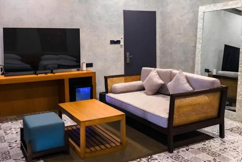 station one beach resort el nido