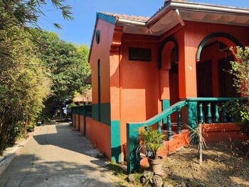 kulibangbang beach resort
