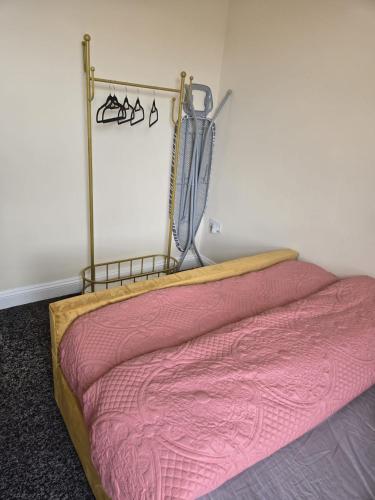charming wolverhampton apartment with private entrance