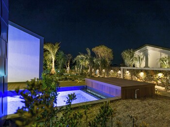 gobajinin private pool villa