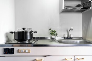 silk court 403