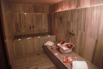 kadi konagi thermal hotel