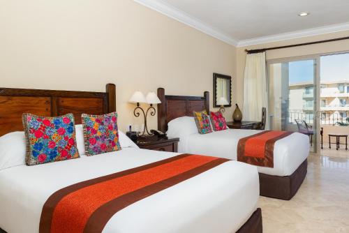 unwind in style villa la estancia cabo