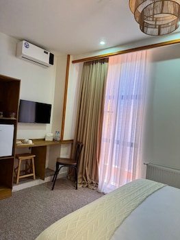 palm tbilisi boutique hotel
