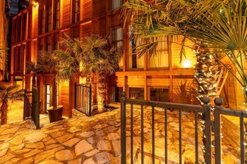 palm tbilisi boutique hotel