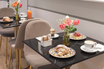 colosseum suites by glen