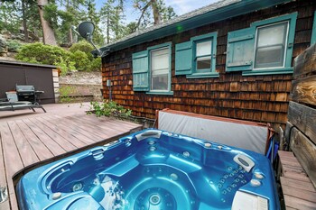 Mountain Cottage,,3 star