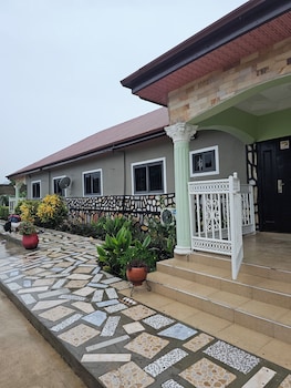 Madora Lodge,,3 star