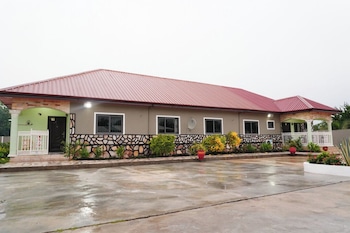 madora lodge