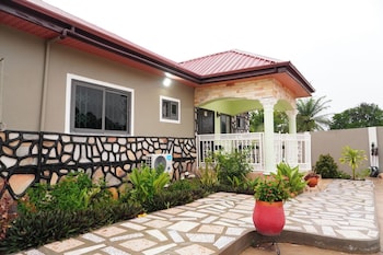 Madora Lodge,,3 star