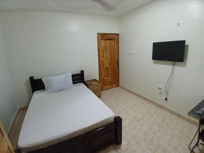 madora lodge