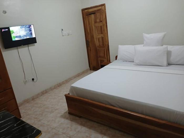 madora lodge