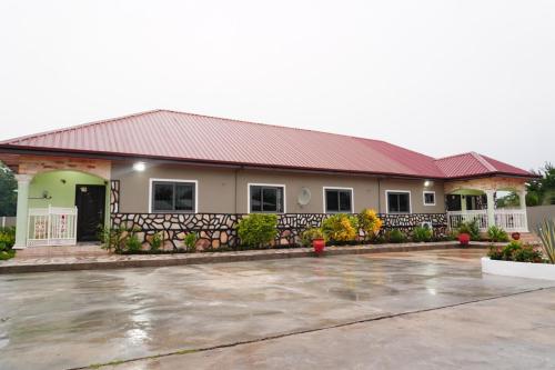 madora lodge