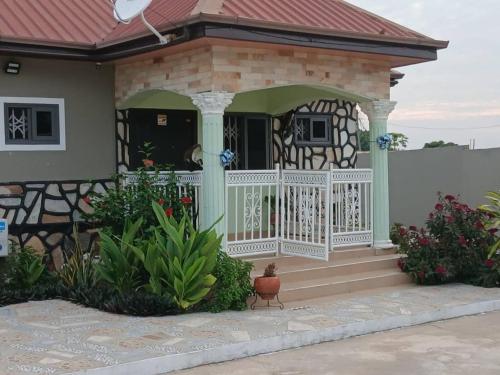 madora lodge