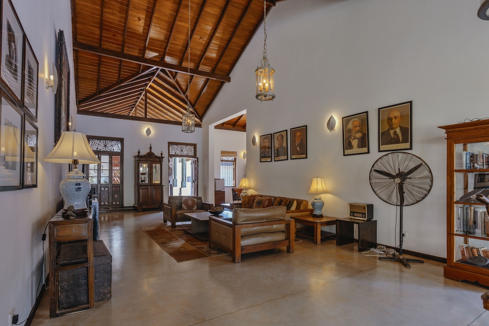 villa republic bentota
