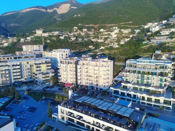 hotel lusini