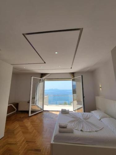 hotel lusini