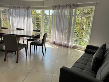 riverhaven self catering