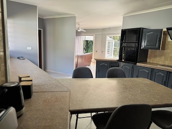 Riverhaven Self Catering,,4 star
