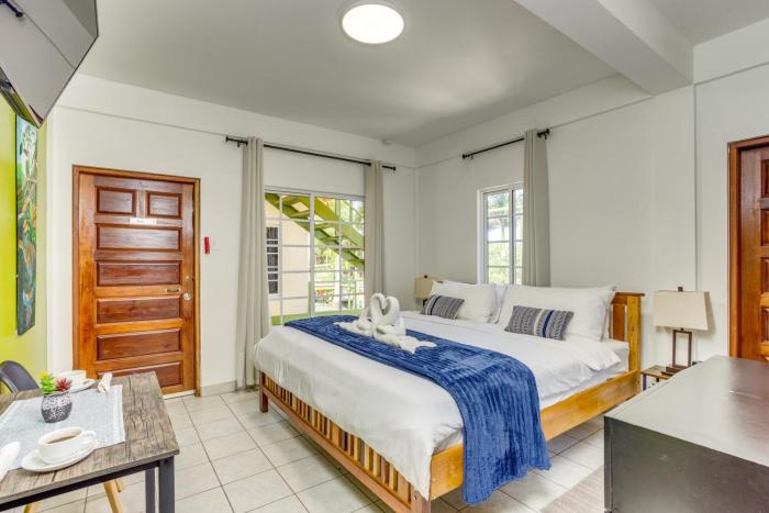 hill garden boutique resort