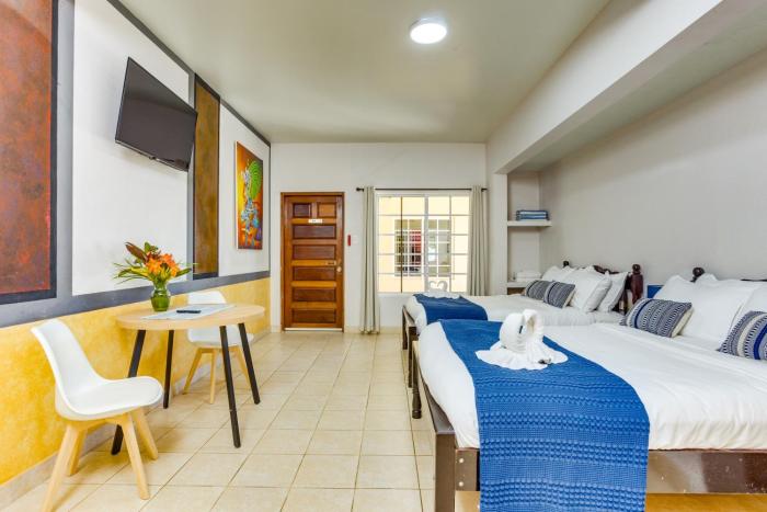 hill garden boutique resort