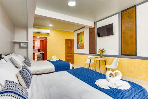 hill garden boutique resort