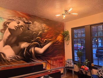 Hostel Fish Seattle,,2 star
