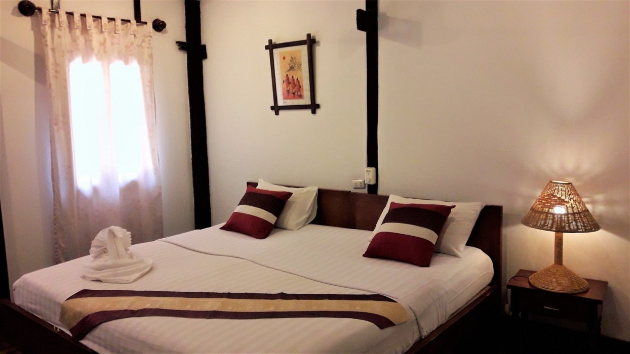 saynamkhan river view