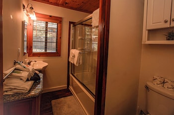 fox cabin