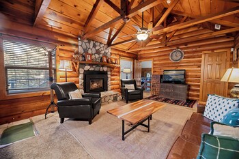 fox cabin