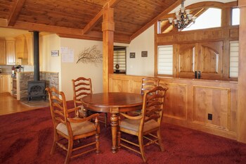 luxury view lodge