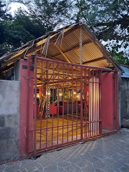 Ibrahim Garden Hostel,,2 star