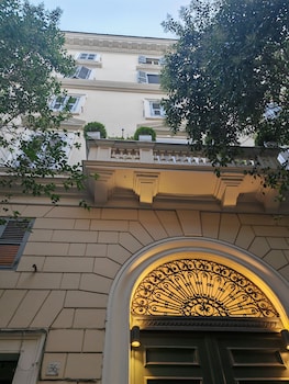Ad Vatican Luxury Rooms,,3 star