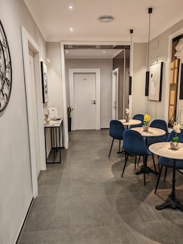 Ad Vatican Luxury Rooms,,3 star