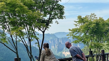zhangjiajie valley love holiday hotel