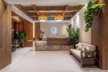 Zhangjiajie Valley Love Holiday Hotel,,4 star