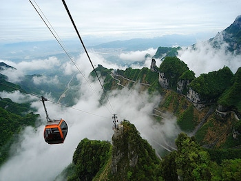 zhangjiajie valley love holiday hotel