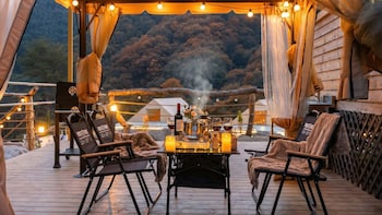 gapyeong castra glamping