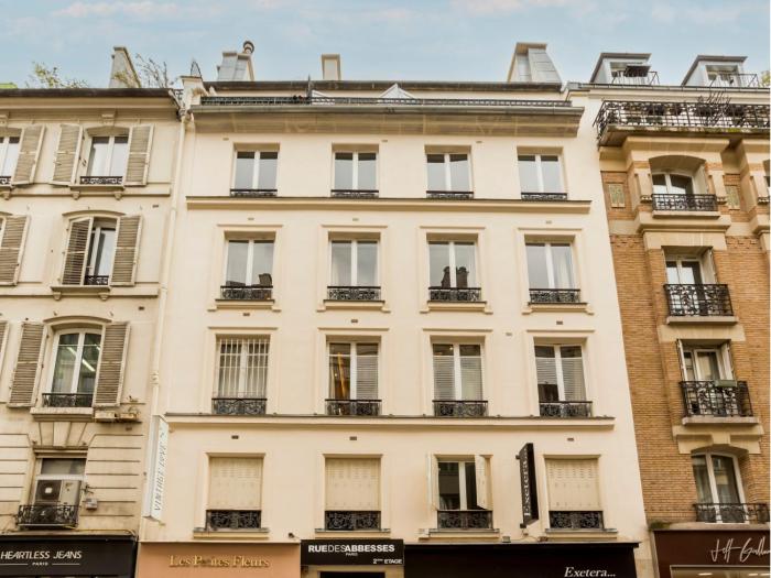 merveil luxury suites marais caire i ii